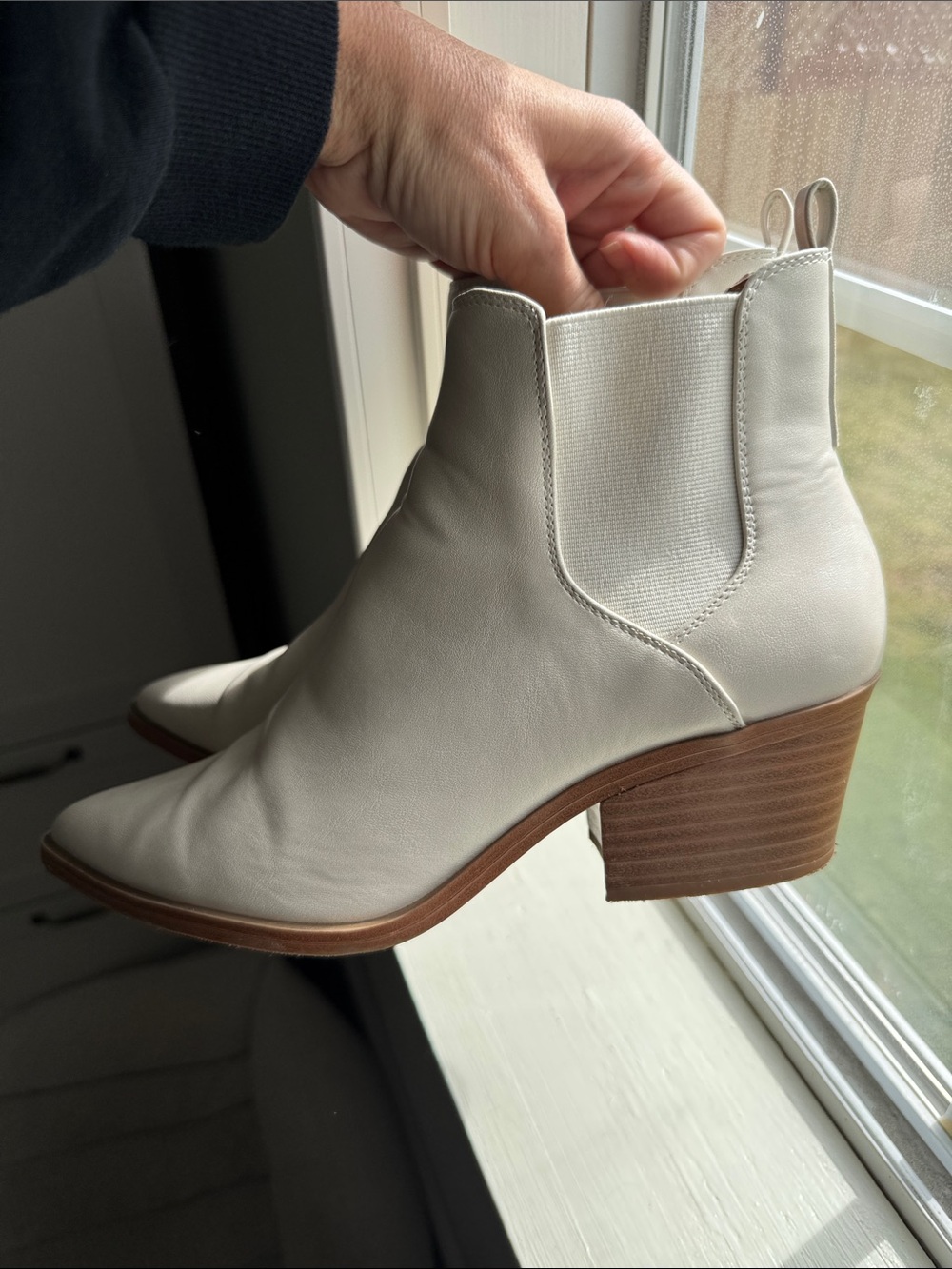 Universal Thread Kennedy Women's Cream Ankle Boots size 9 1/2. - Picture 4 of 11
